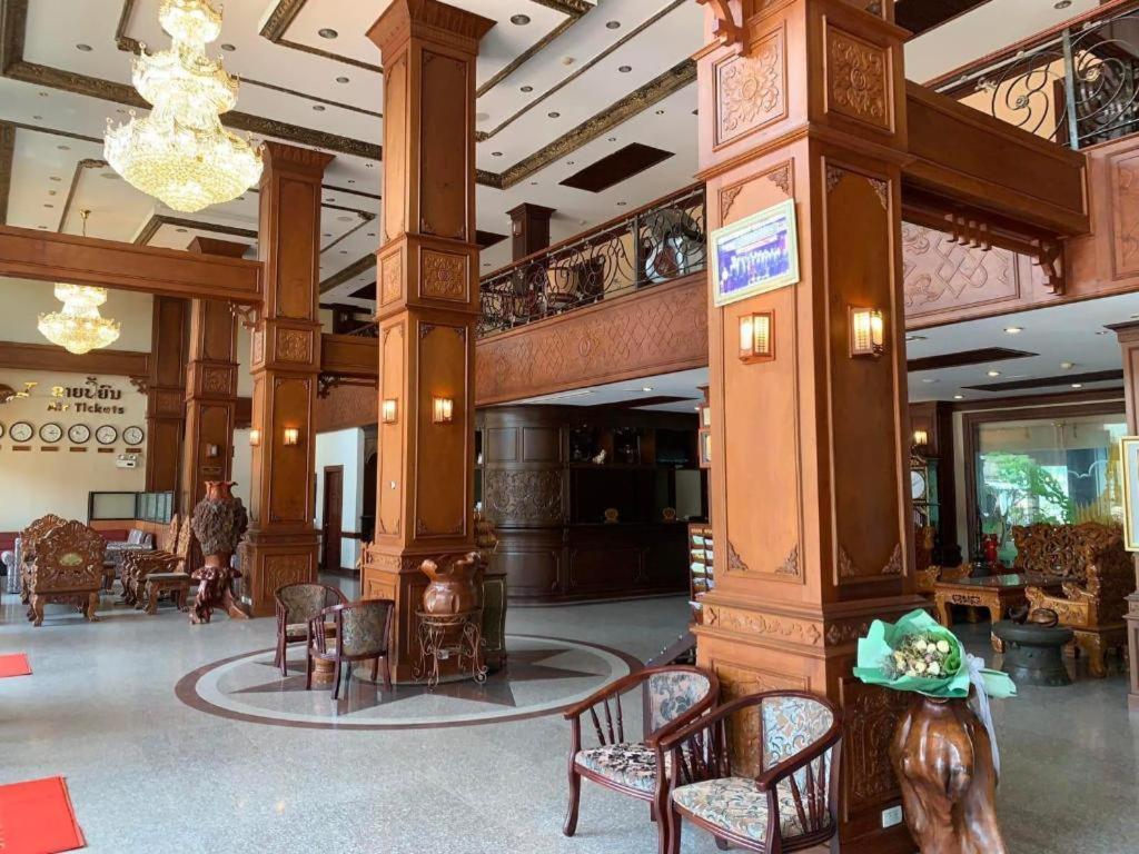 Leuxay Hotel Виентиане Екстериор снимка